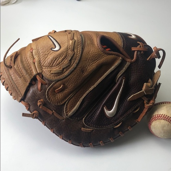 nike air show elite baseball glove